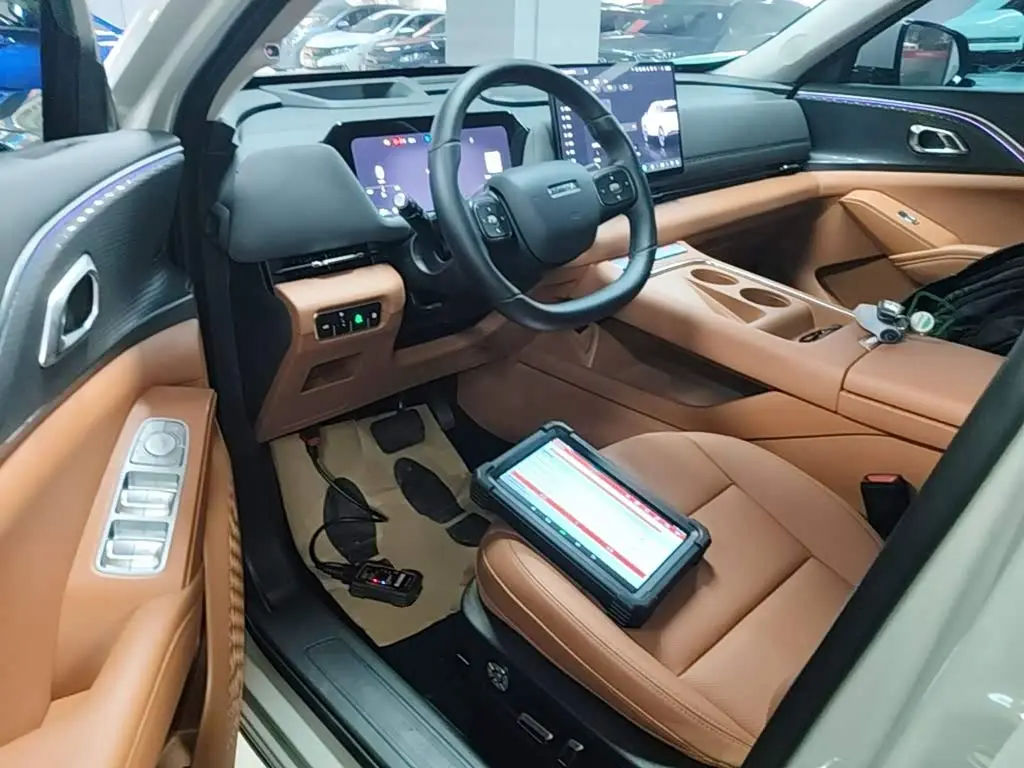 Haval Xiaolong MAX 2025 — Photo 16/20