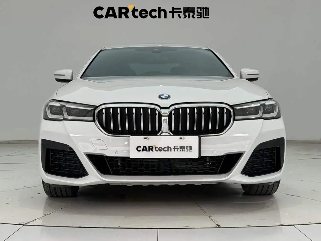 BMW 5 Series 2022 — Şəkil 3/20