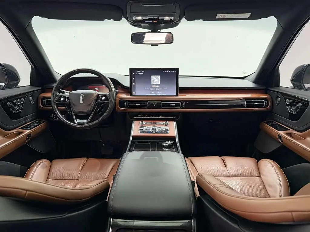 Lincoln Aviator 2021 — Фото 13/20