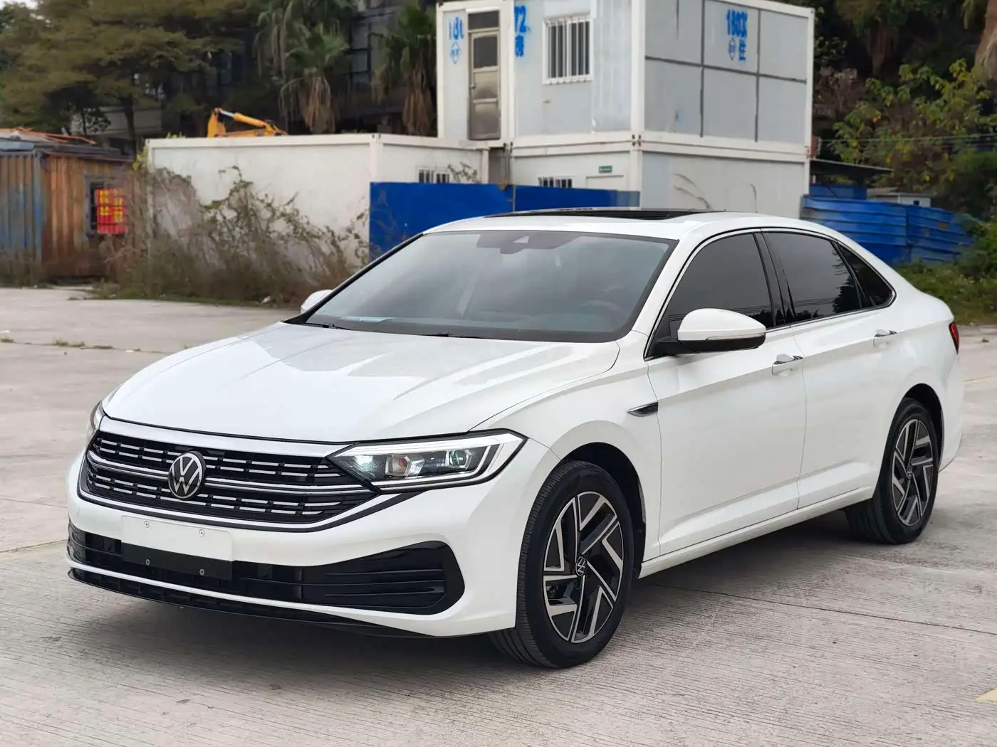 Volkswagen Sagitar, 2023