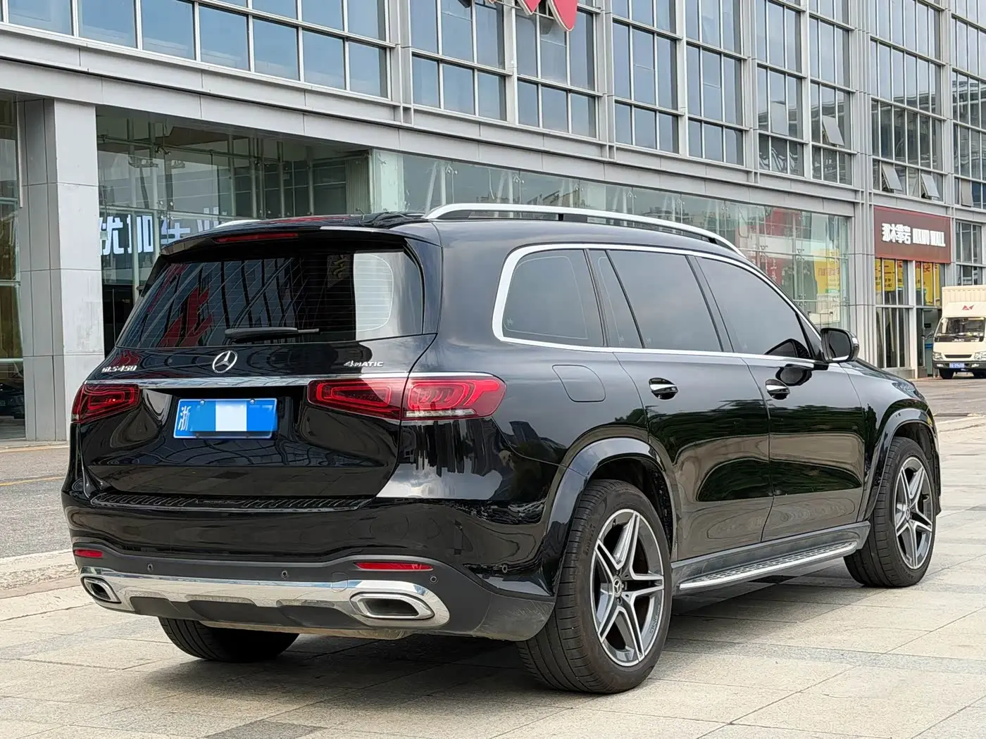 Mercedes-Benz GLS 2023 — Фото 7/20