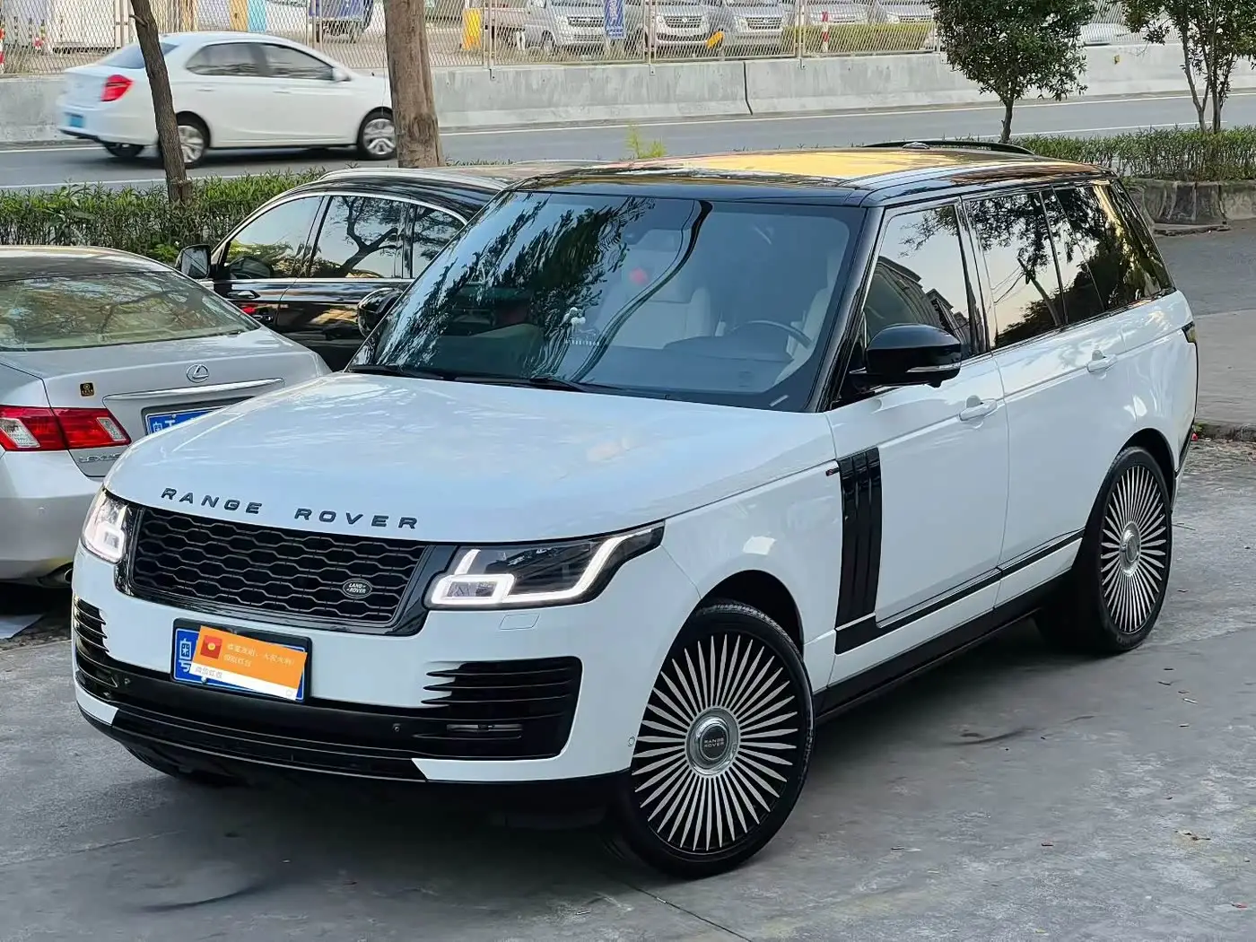 Land Rover Range Rover, 2014