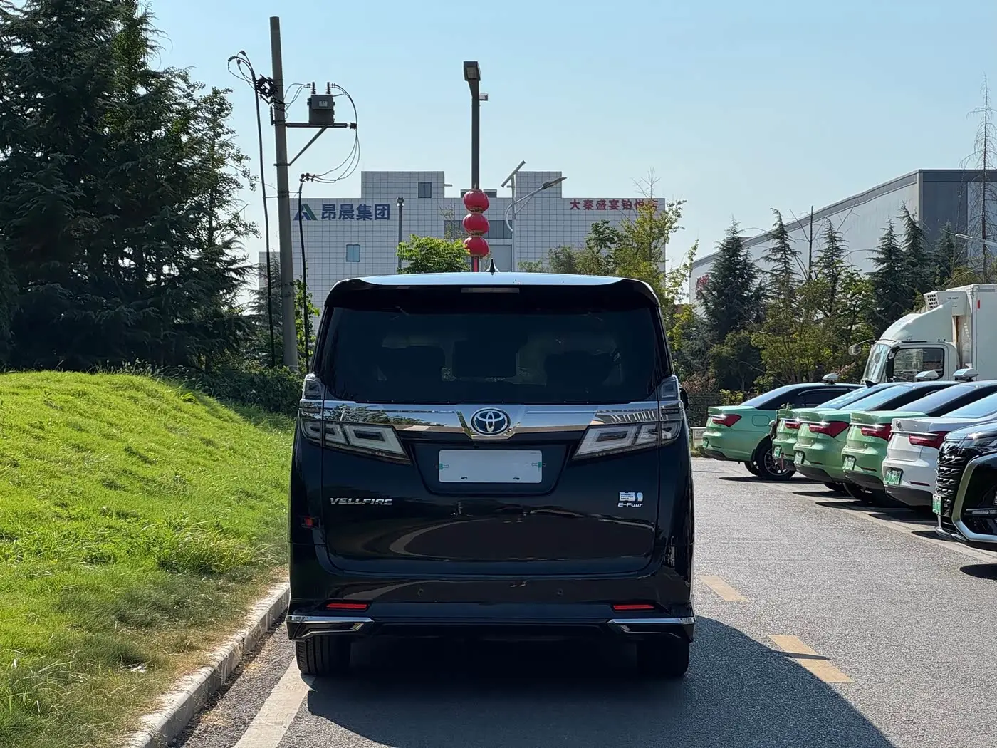 Toyota Vellfire 2020 — Фото 18/19