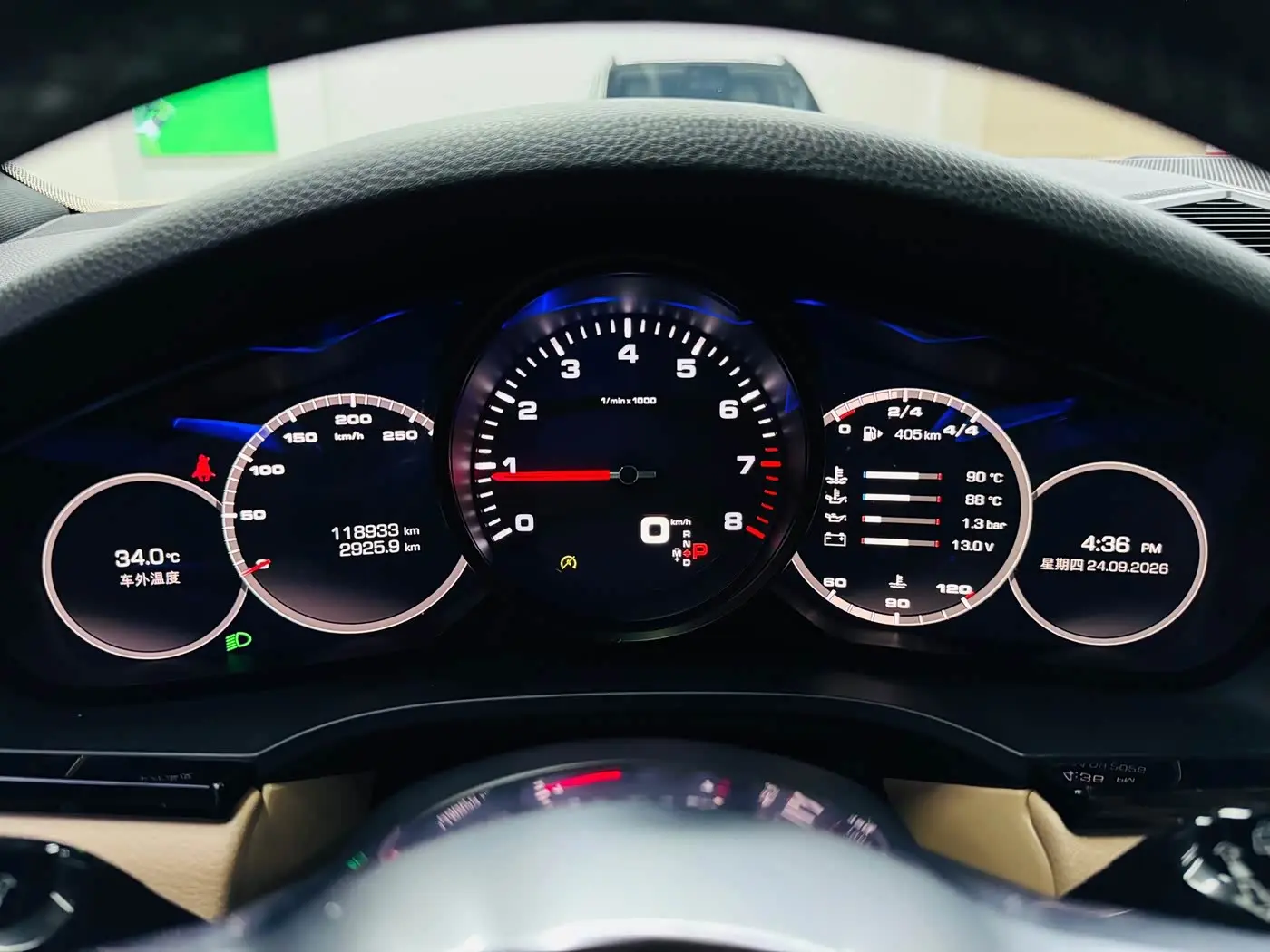 Porsche Cayenne 2018 — Photo 10/19