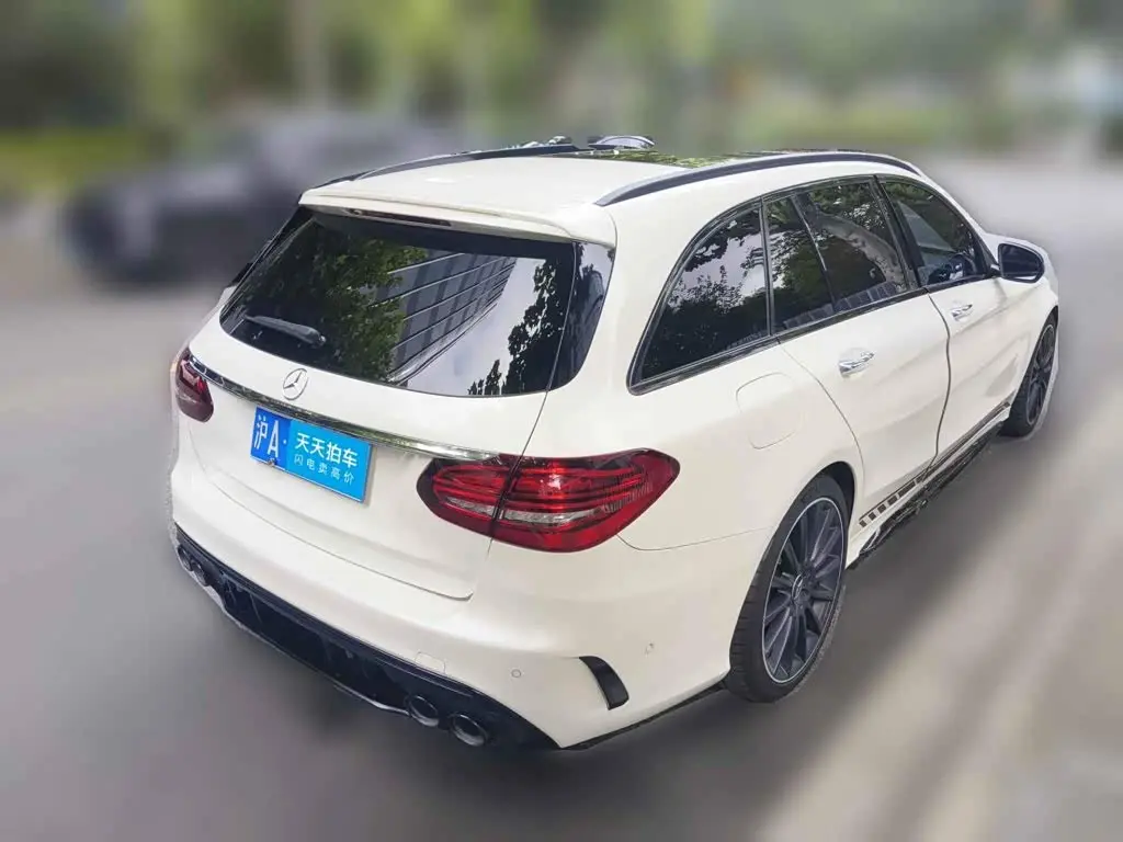 Mercedes-Benz C-Class AMG 2019 — Photo 2/13