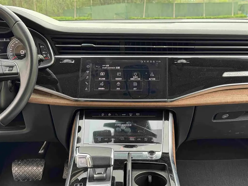 Audi Q7 2023 — Фото 10/18