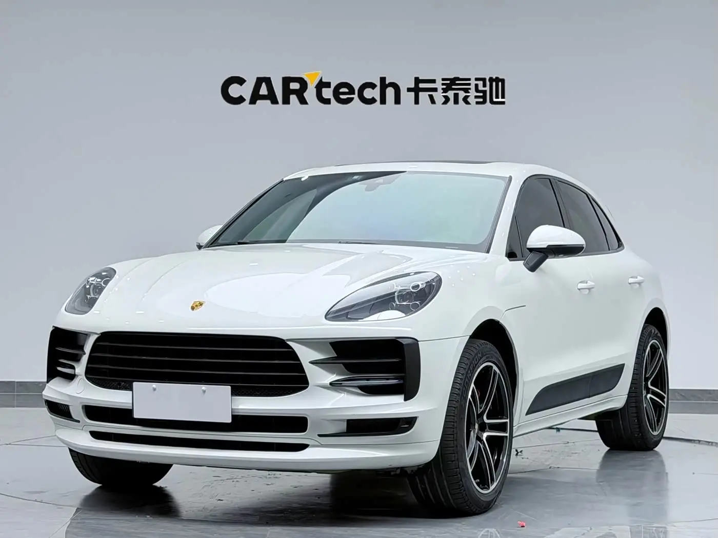 Porsche Macan, 2021