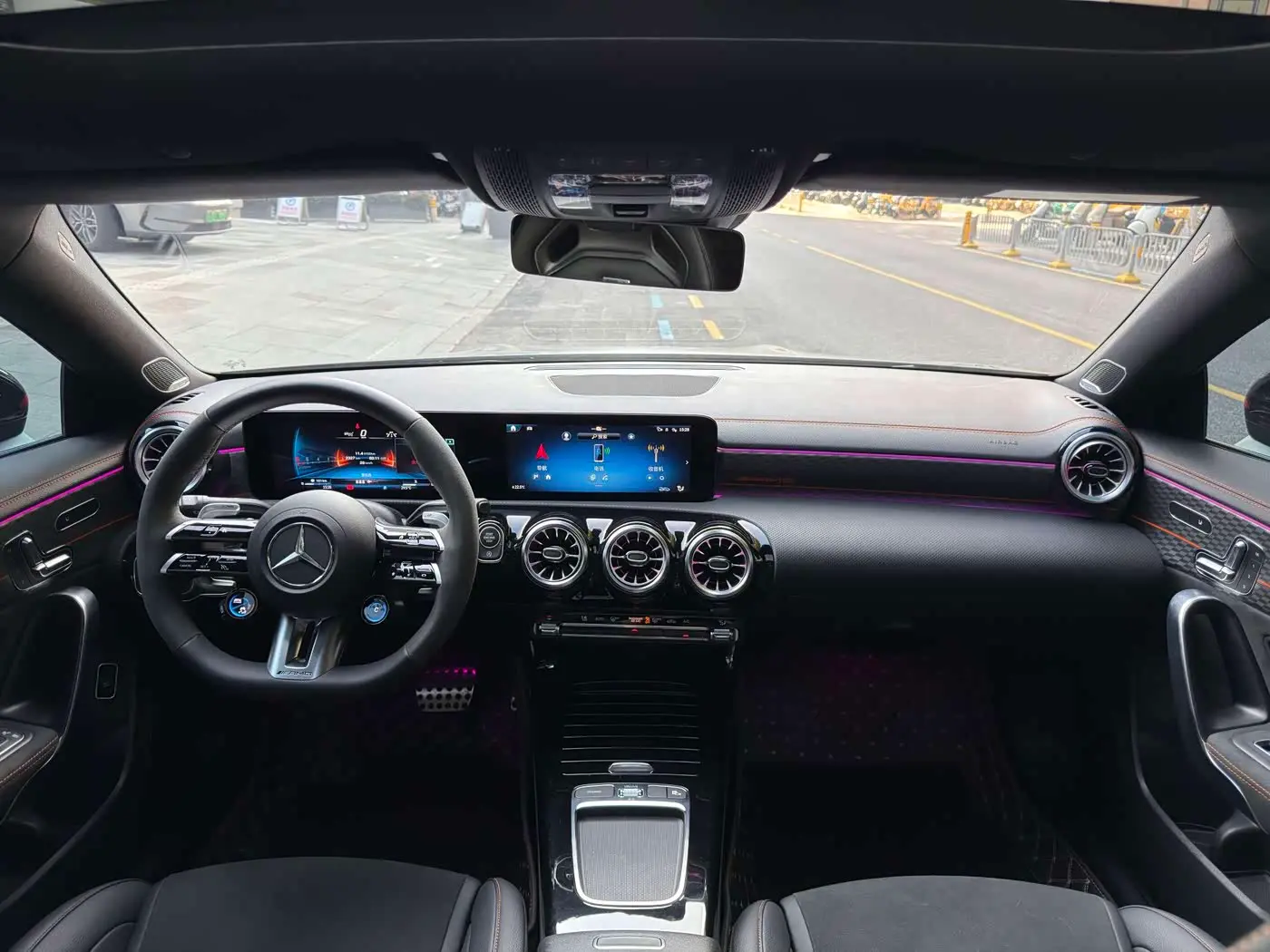 Mercedes-Benz CLA AMG 2024 — Photo 7/14
