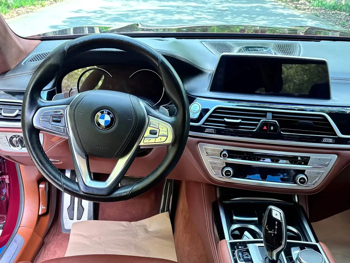 BMW 7 Series 2018 — Photo 4/11