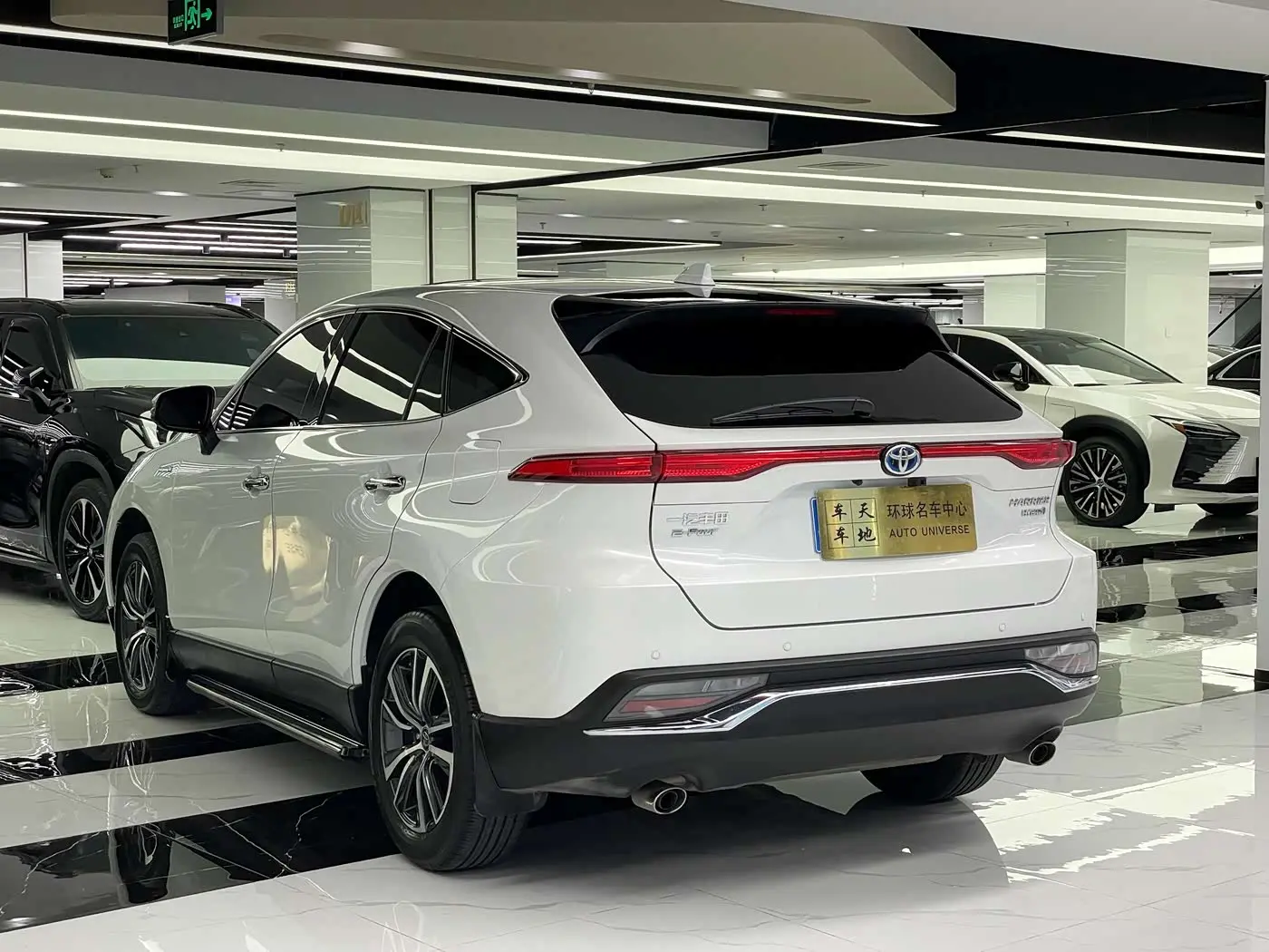 Toyota Lingfang HARRIER 2024 — Фото 6/20