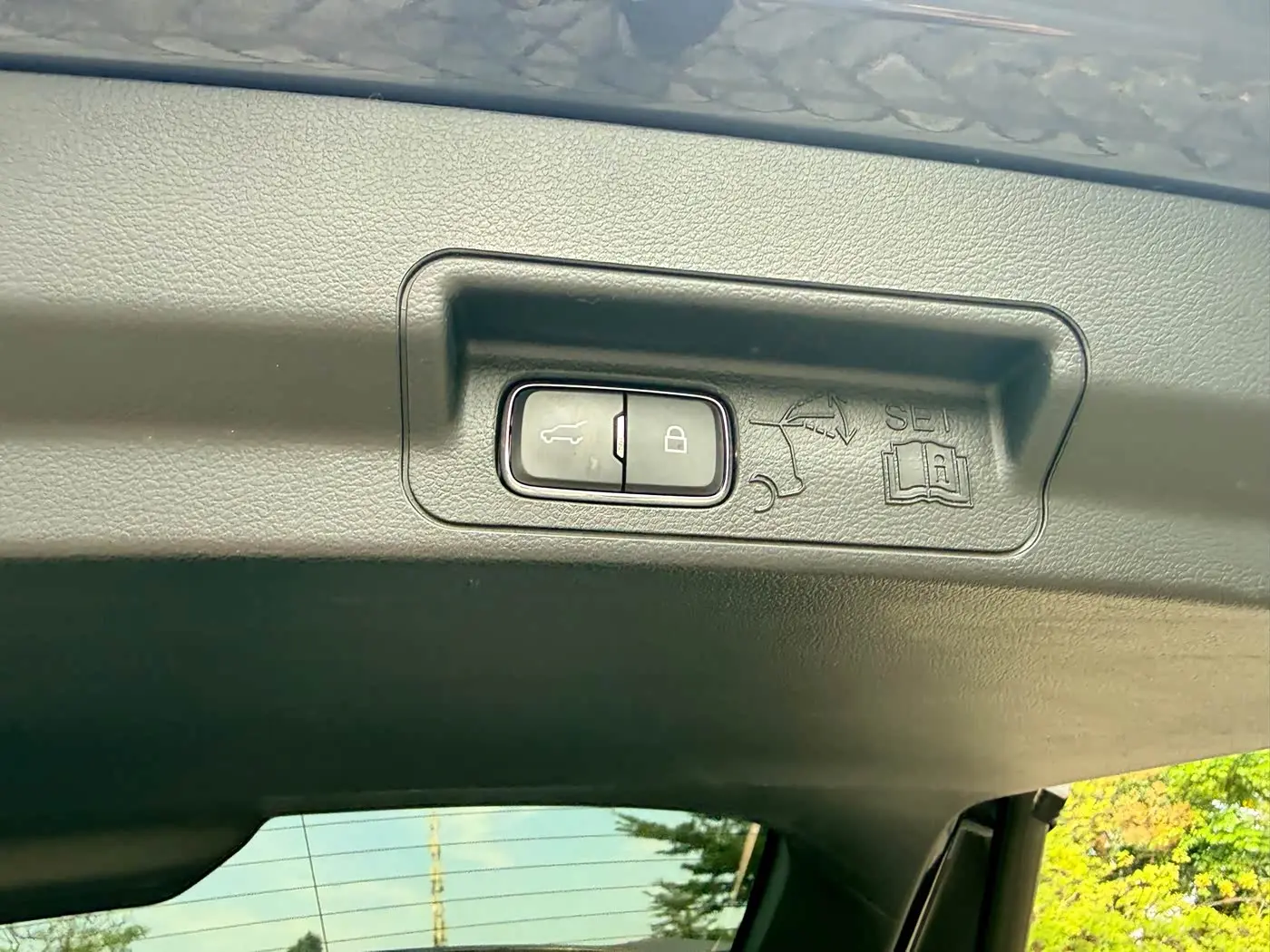 Ford Explorer 2021 — Photo 10/20