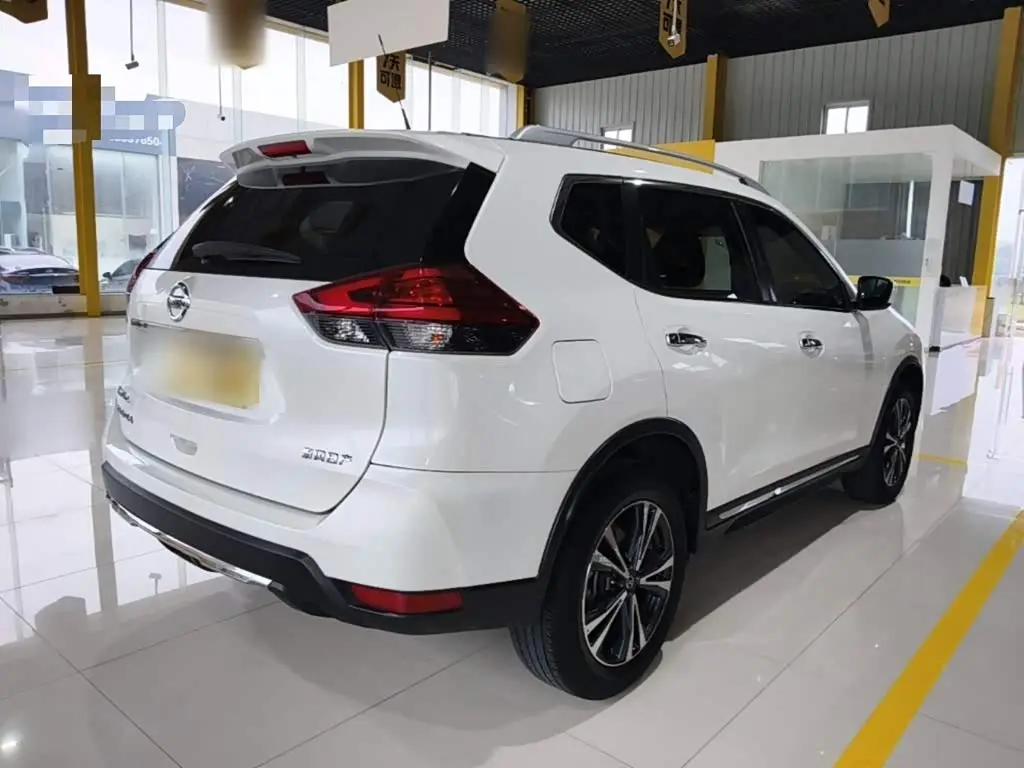 Nissan X-Trail 2023 — Photo 6/19