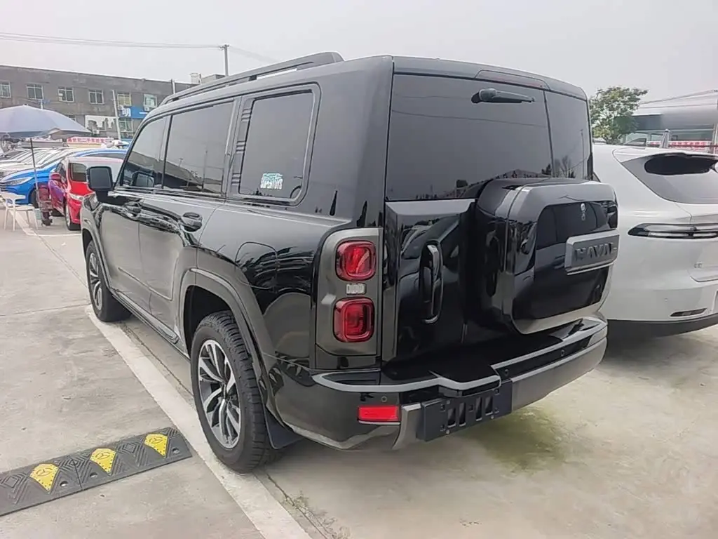 Haval H9 2025 — Photo 5/20