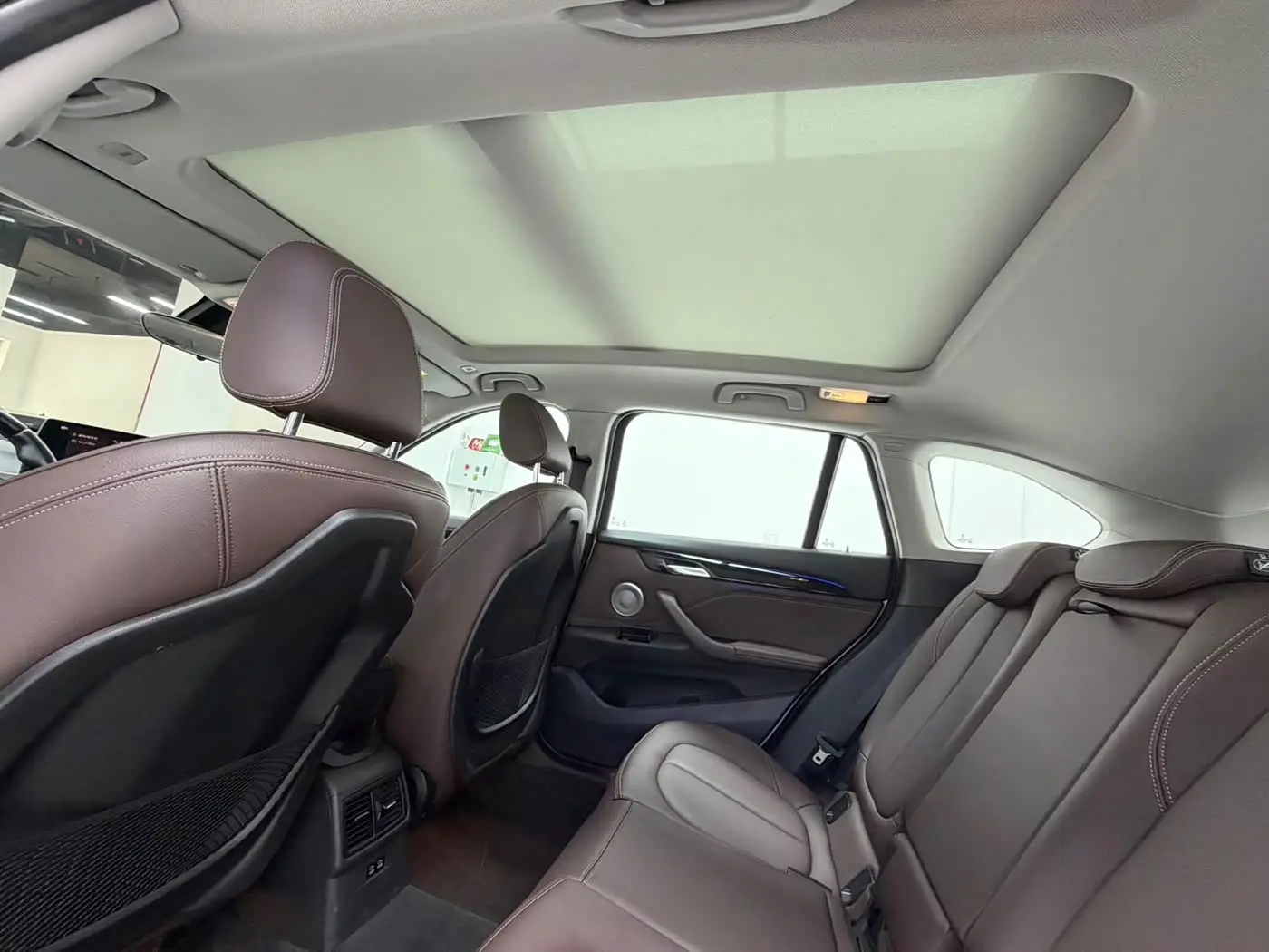 BMW X1 2022 — ფოტო 16/18