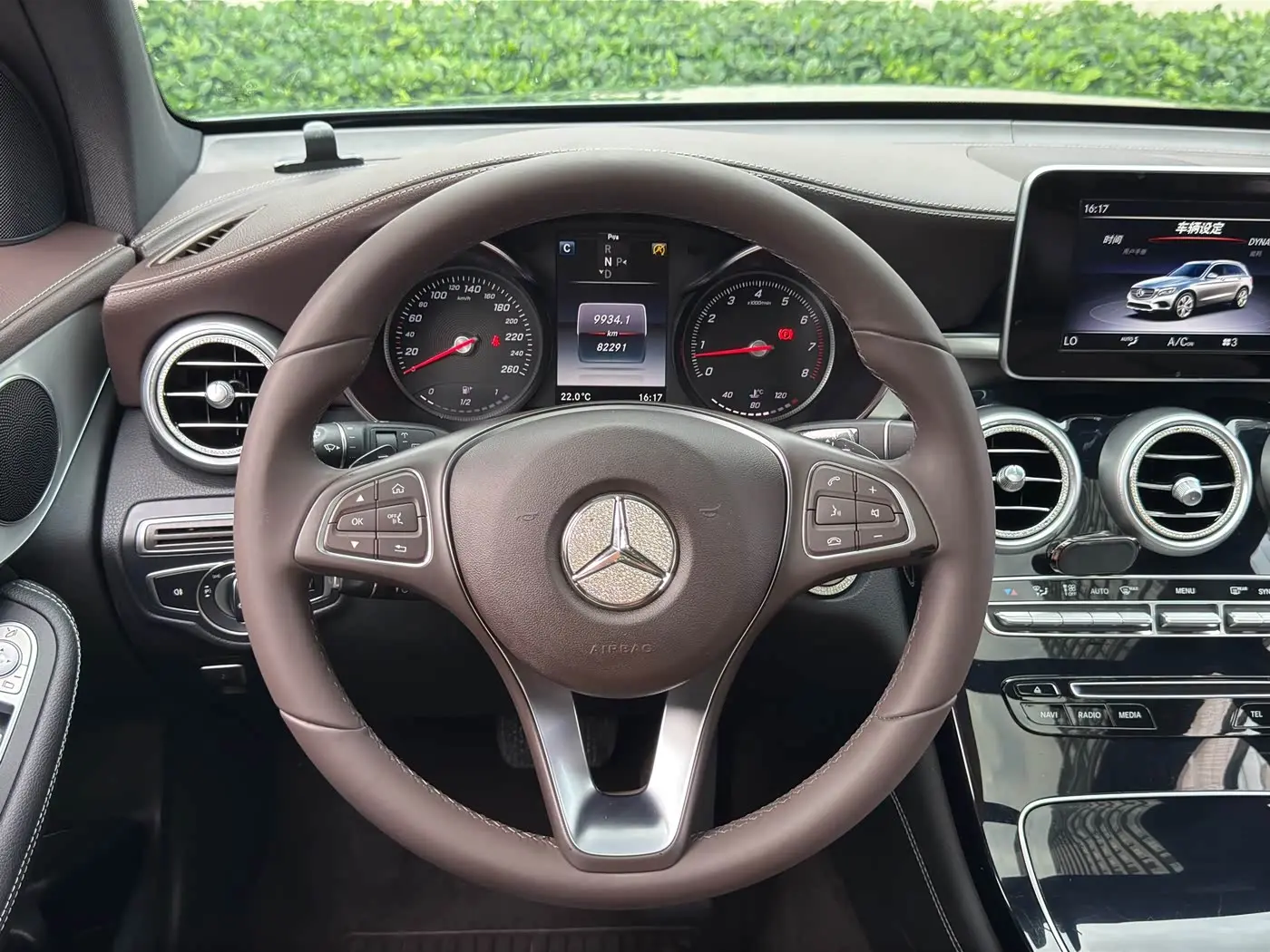Mercedes-Benz GLC 2018 — Фото 6/20