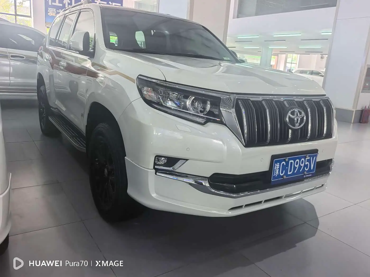 Toyota Prado 2019 — Photo 3/11