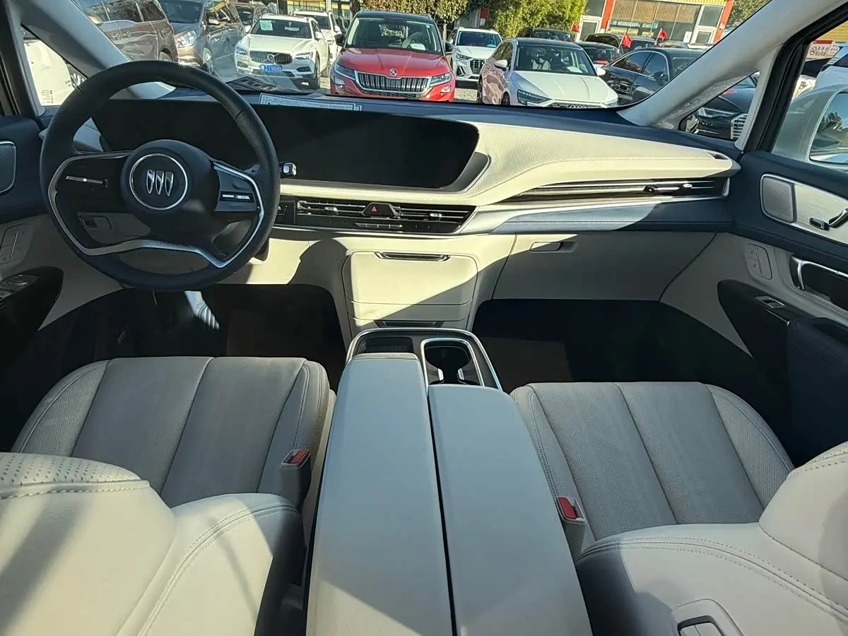 Buick Century 2024 — Photo 4/9