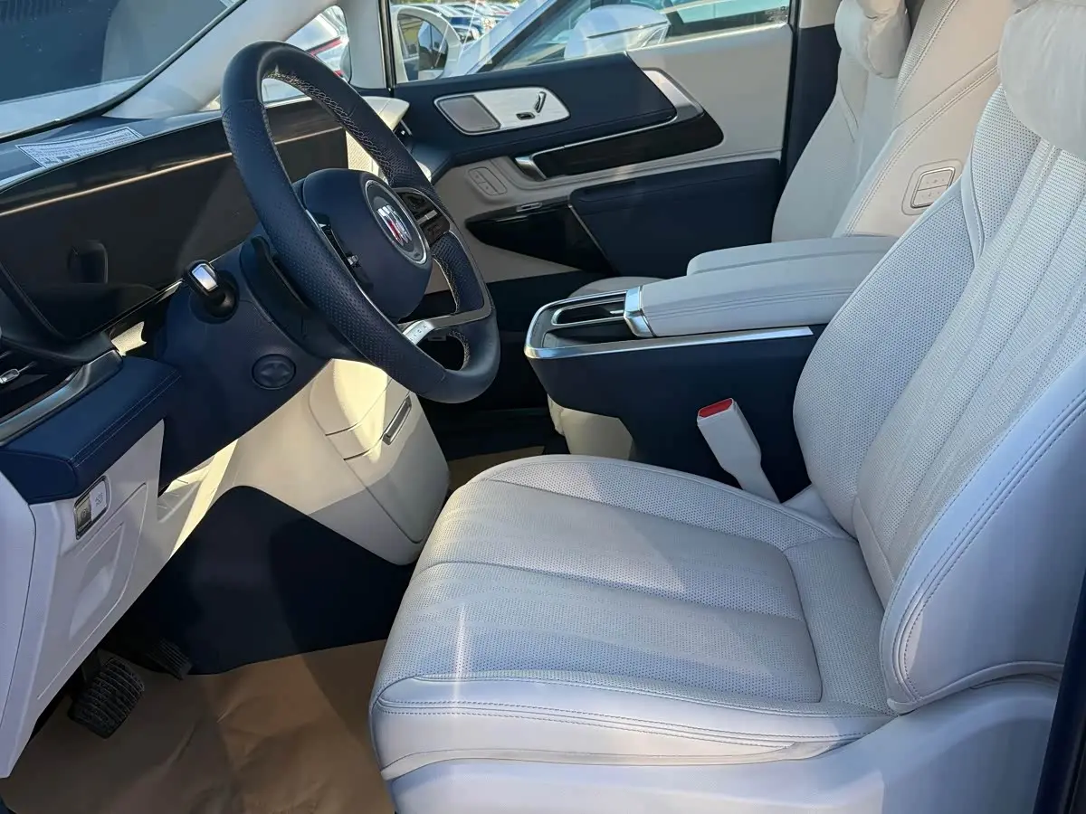 Buick Century 2024 — Photo 5/9
