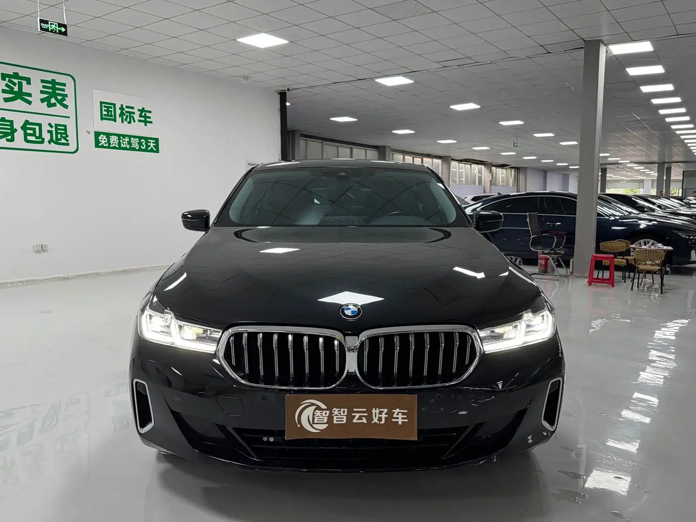 BMW 6 Series GT 2023 — Фото 2/9