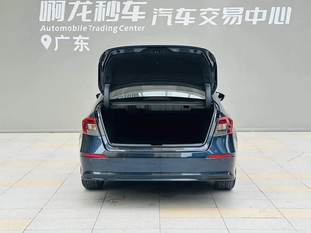Honda Civic 2024 — Photo 18/20