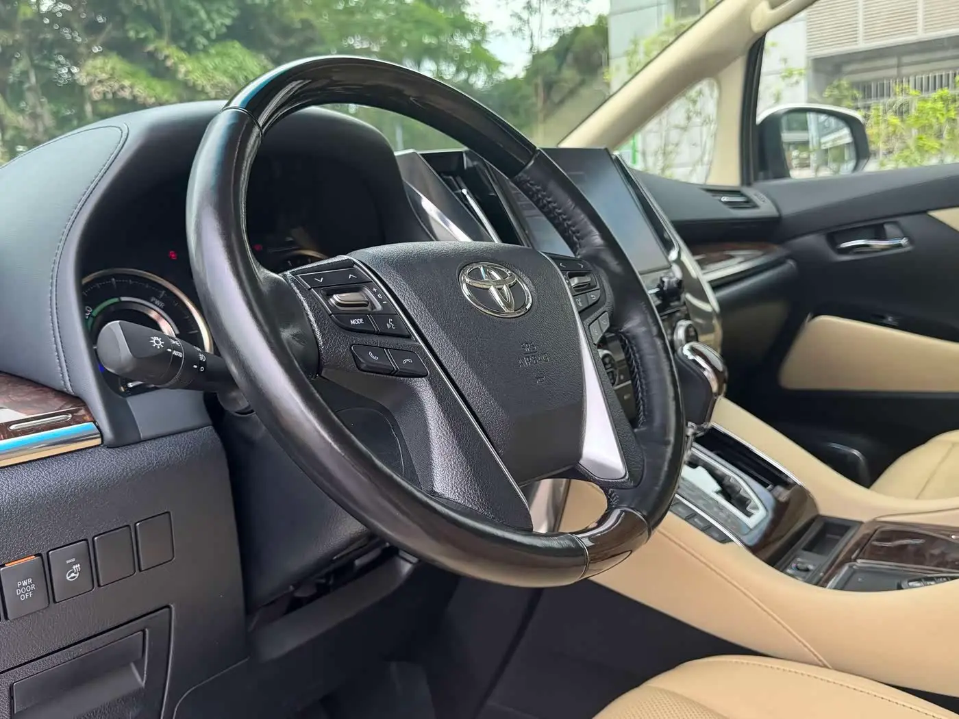 Toyota Alphard 2020 — Şəkil 4/20