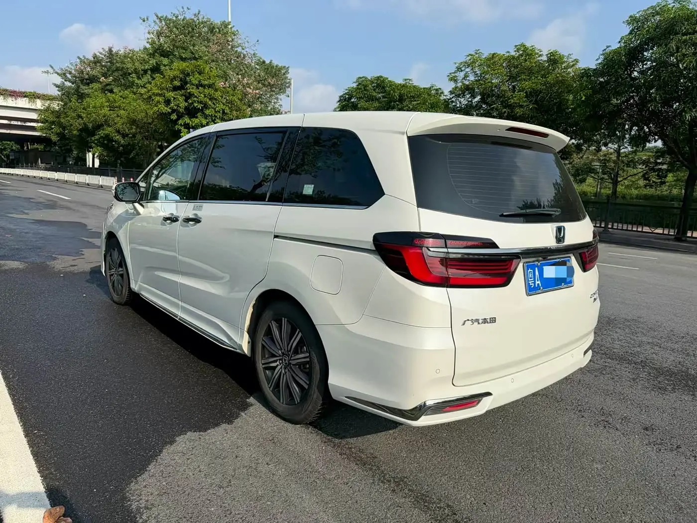 Honda Odyssey 2022 — Photo 4/9