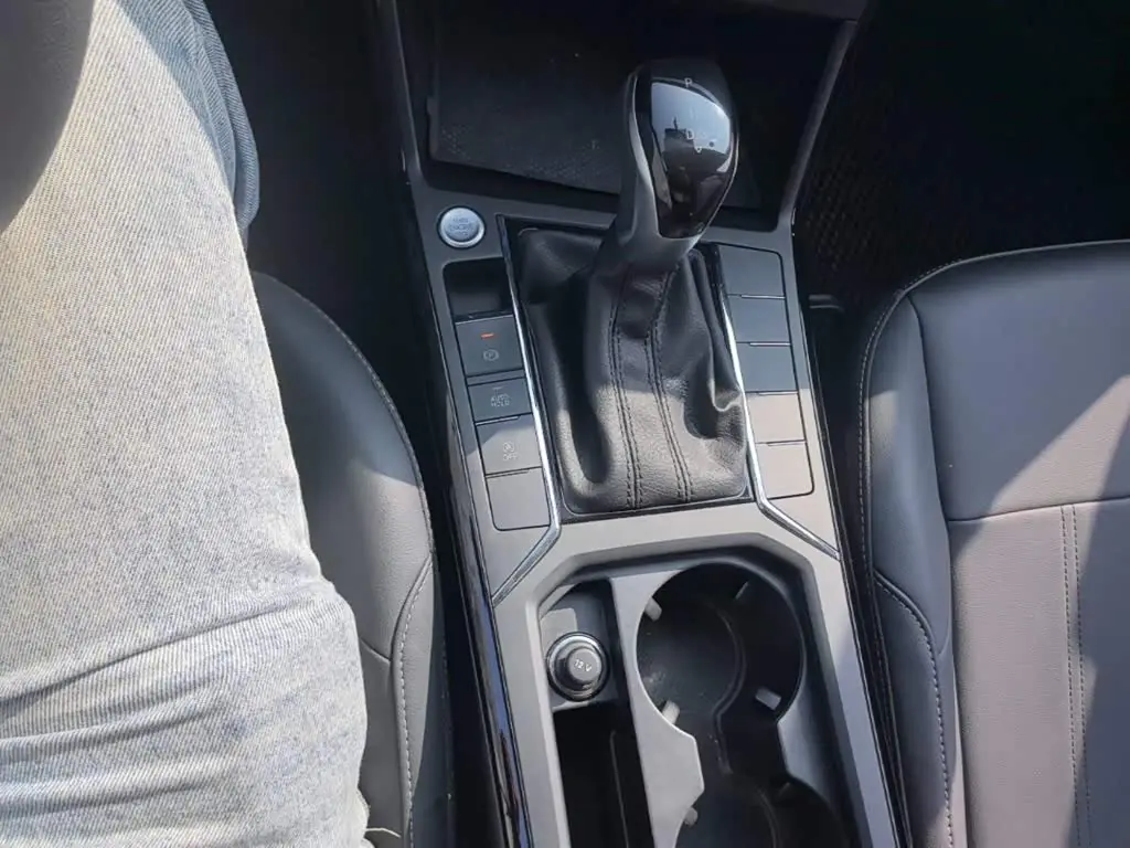 Volkswagen Passat 2025 — Photo 14/20