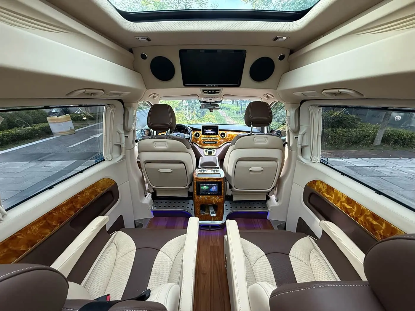 Mercedes-Benz V-Class 2018 — Şəkil 14/20