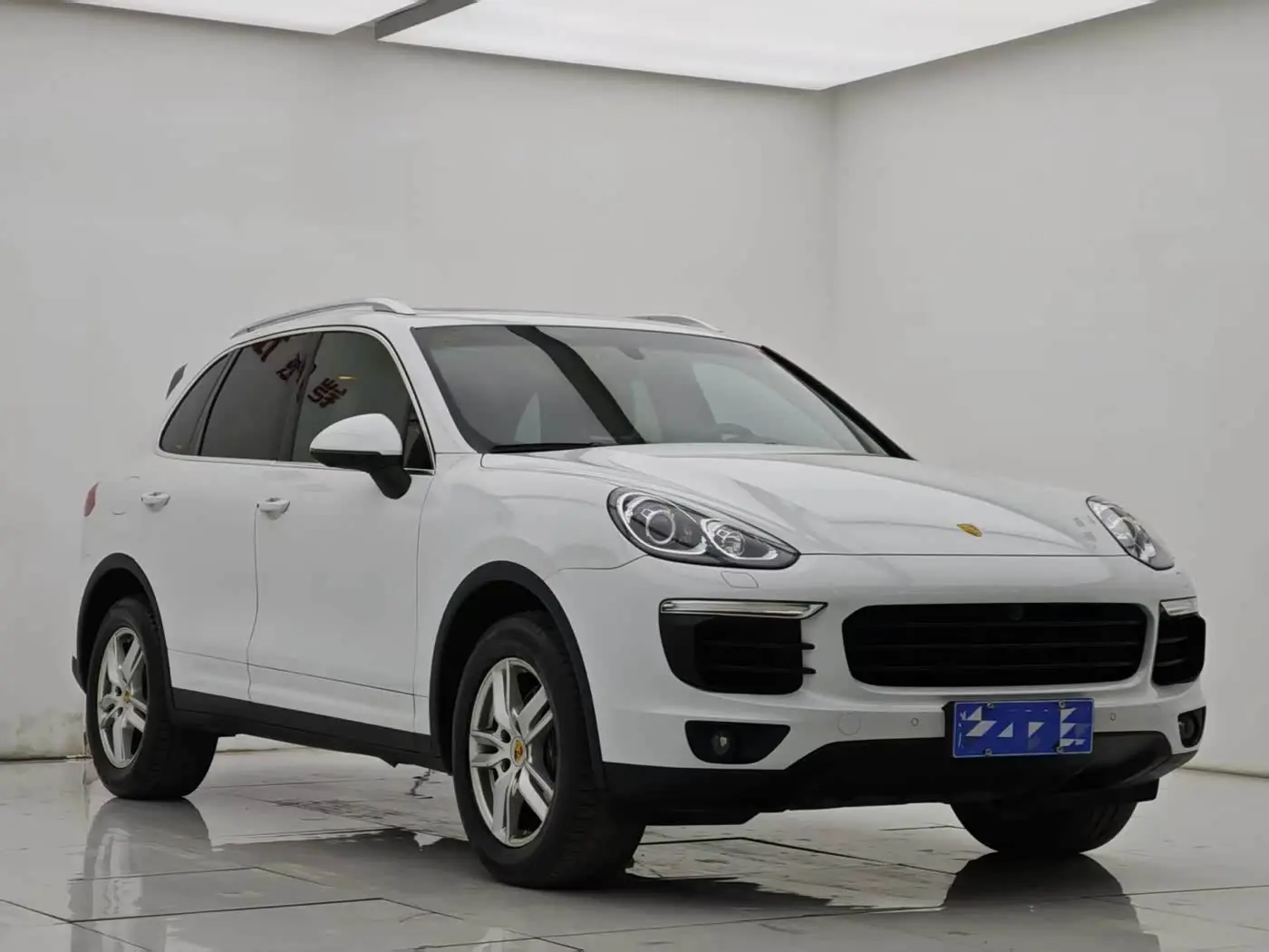 Porsche Cayenne 2016 — Photo 3/10
