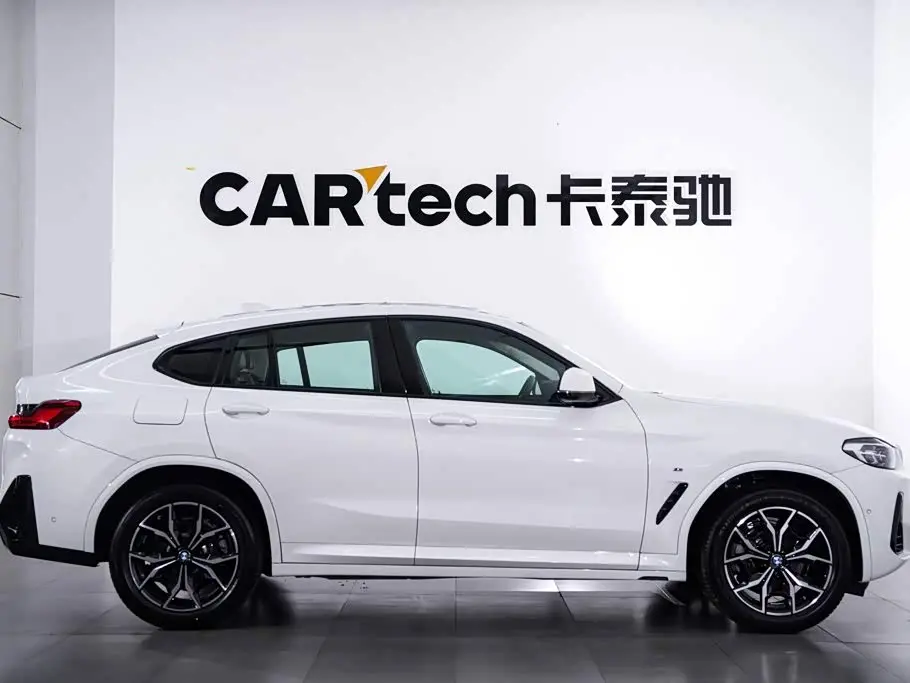 BMW X4 2023 — Photo 3/20