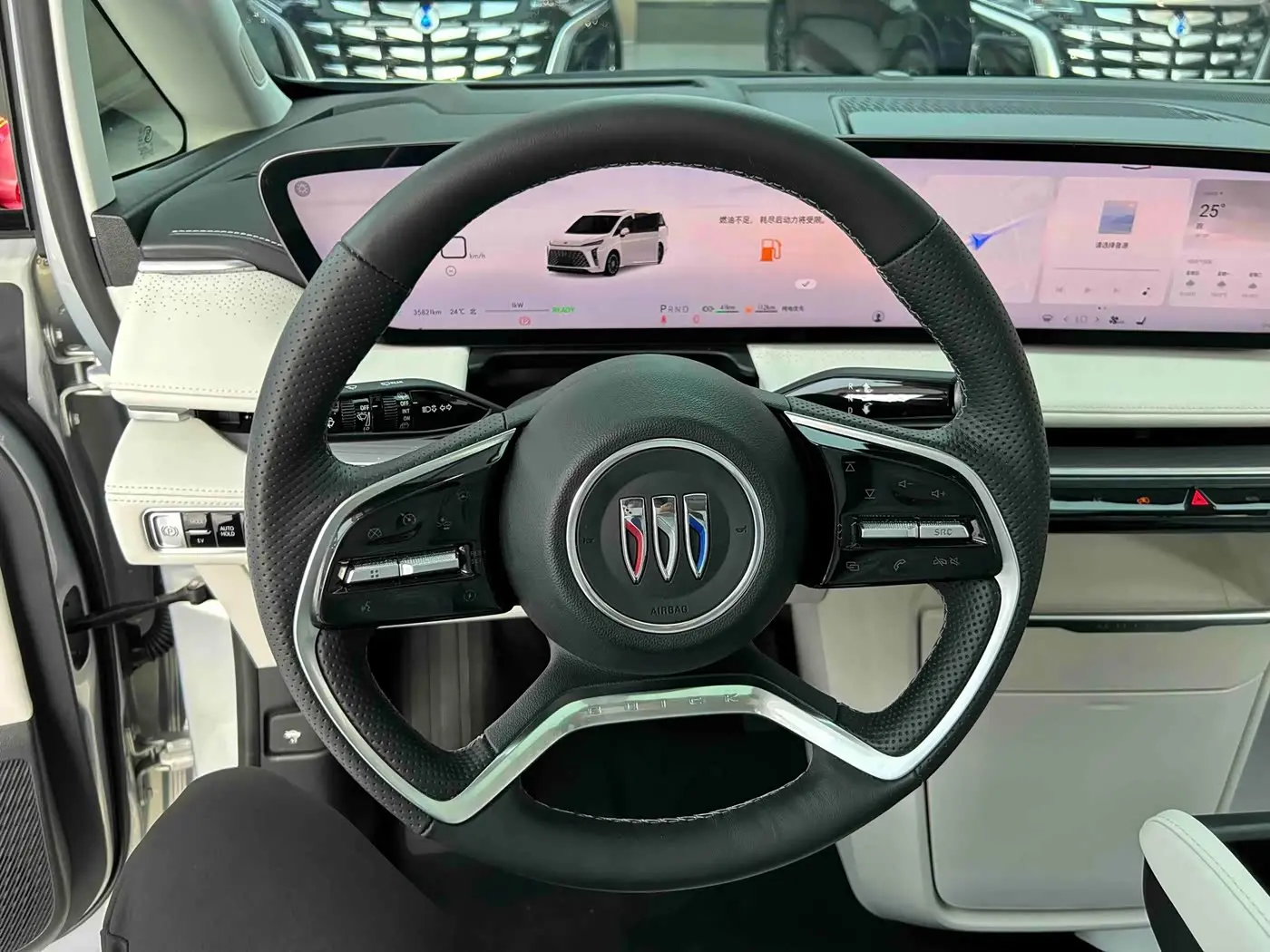 Buick GL8 New Energy 2025 — Photo 12/20