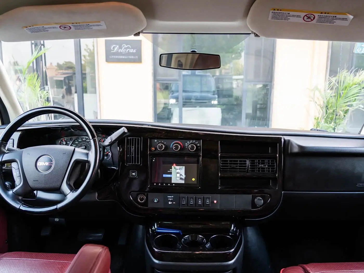 GMC Savana 2015 — Фото 15/20