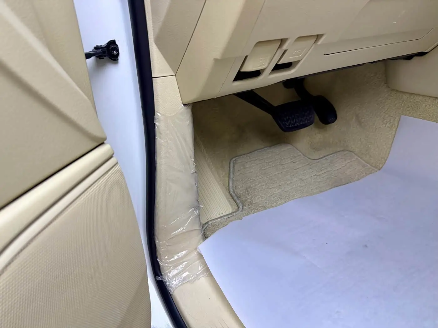 Toyota Land Cruiser 2018 — Фото 6/17