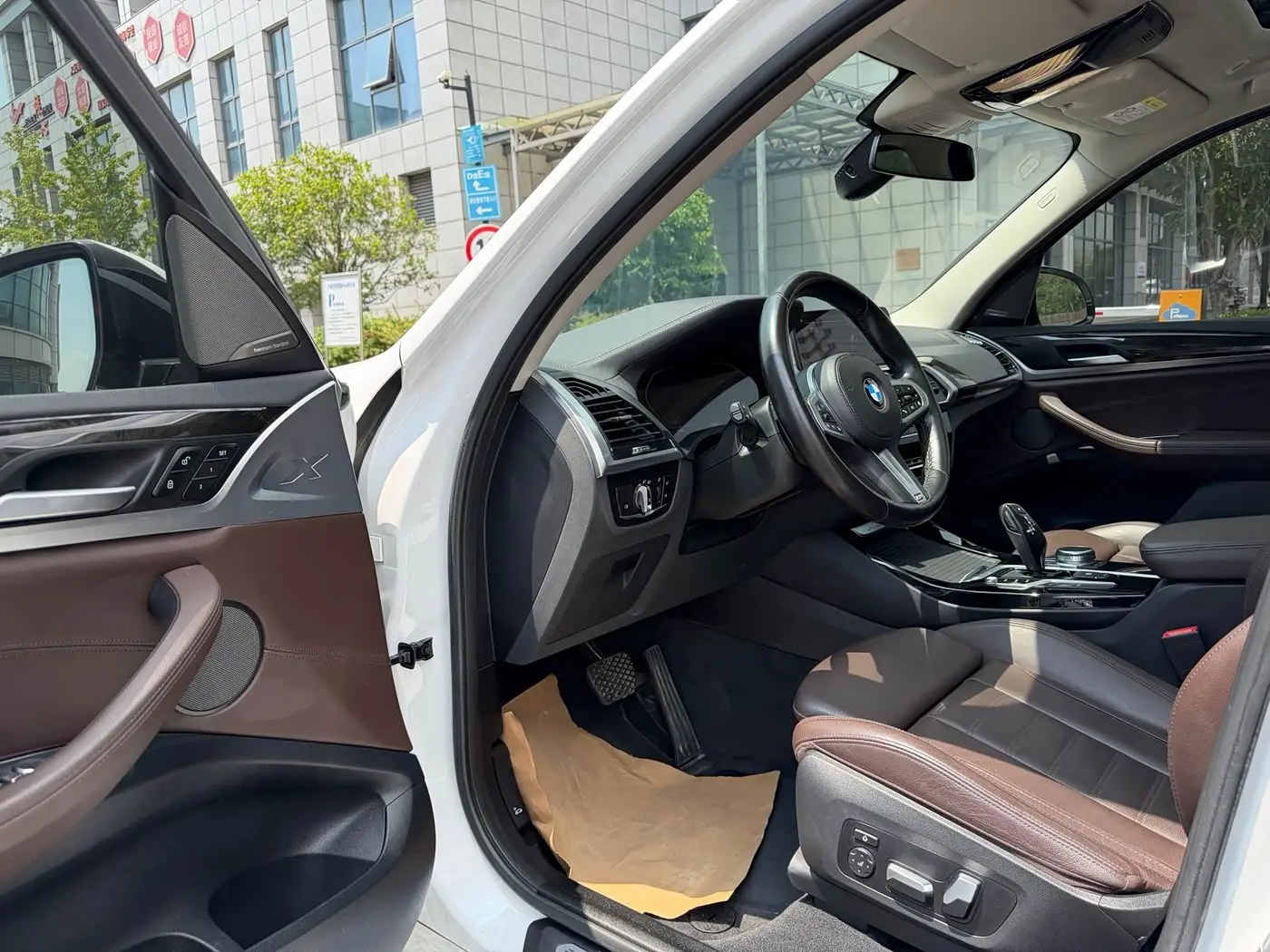 BMW X3 2021 — Фото 6/16