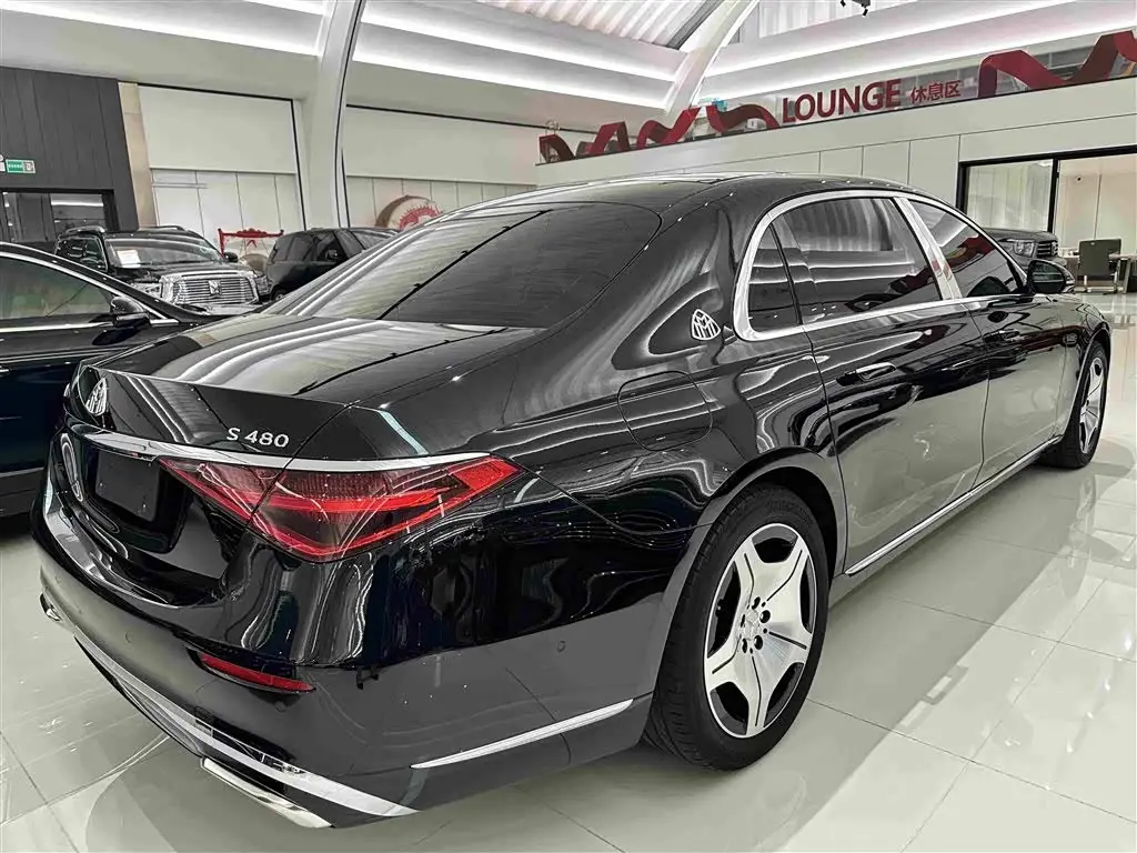 Mercedes-Benz Maybach S-Class 2023 — Фото 17/19