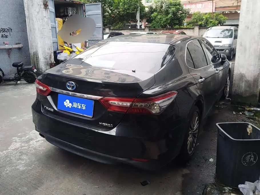 Toyota Camry 2019 — Şəkil 3/15