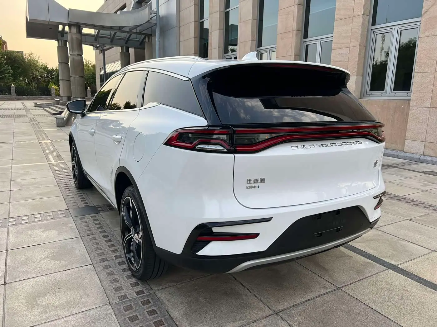 BYD Tang New Energy 2022 — Фото 5/16