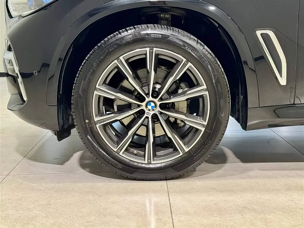 BMW X5 2023 — Фото 11/20