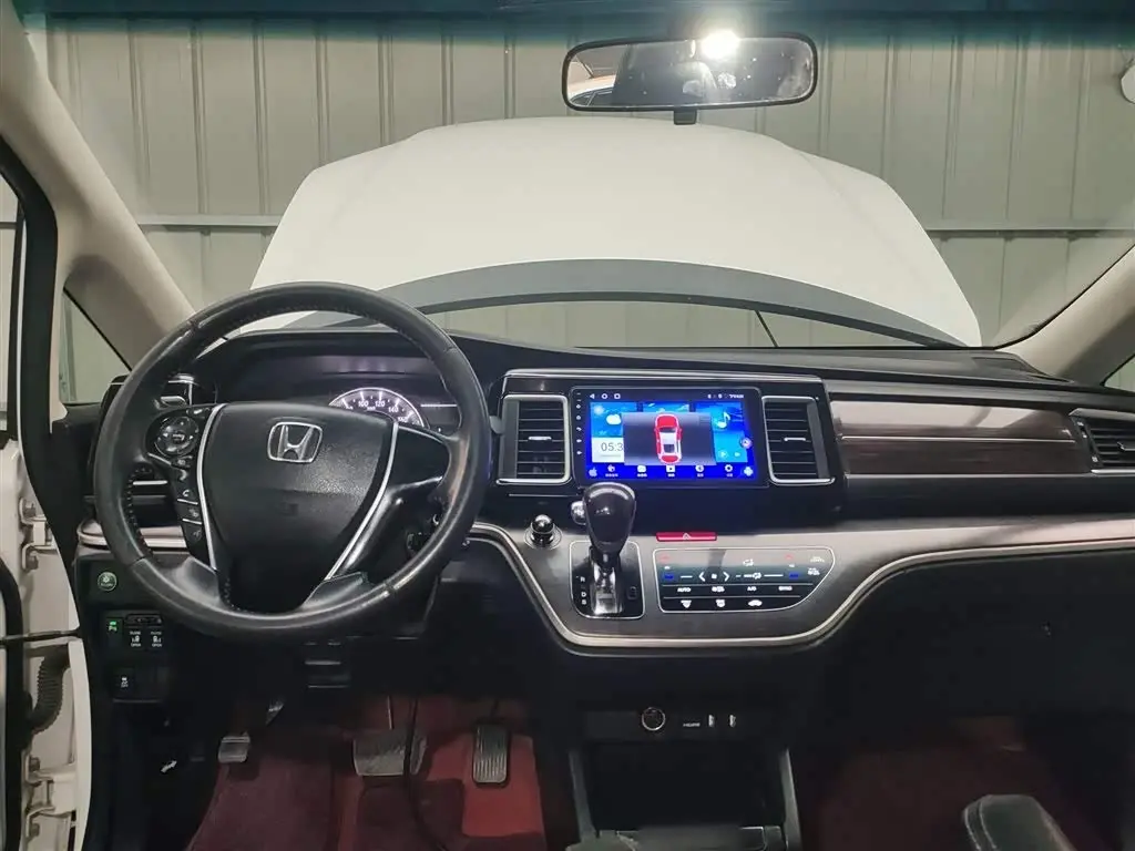 Honda Elysion 2017 — Photo 10/20