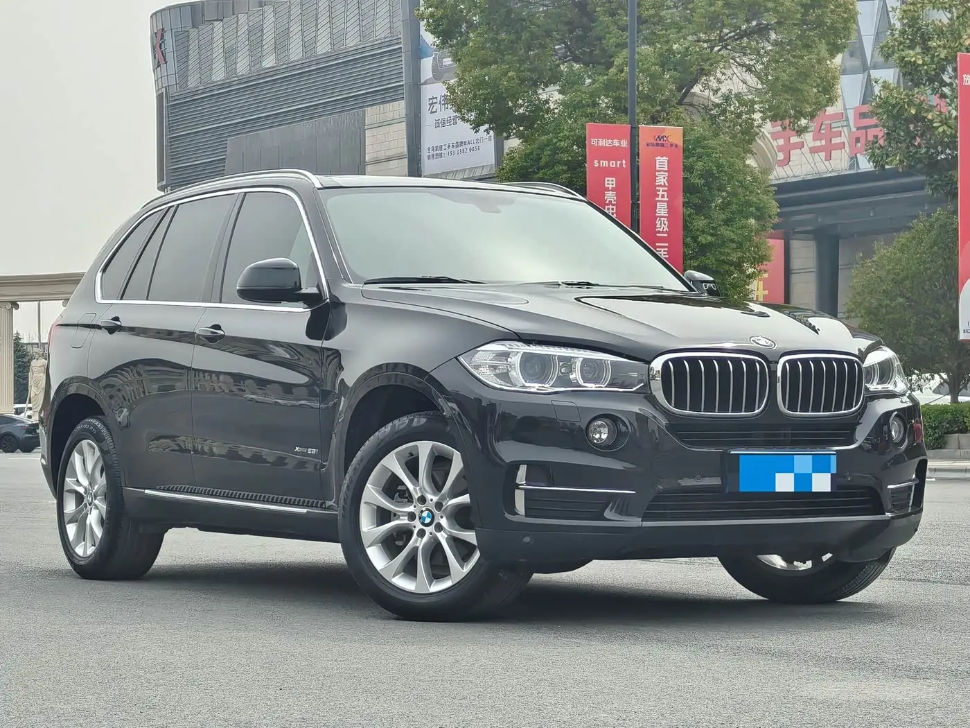 BMW X5 2018 — Фото 3/14