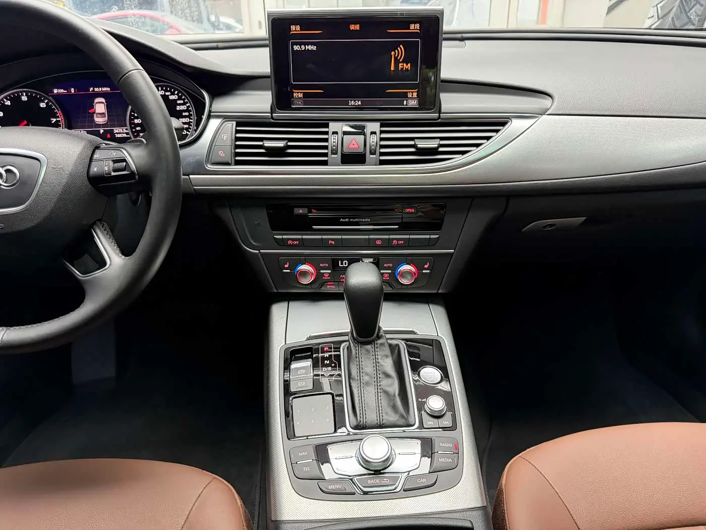 Audi A6L 2017 — Фото 11/20