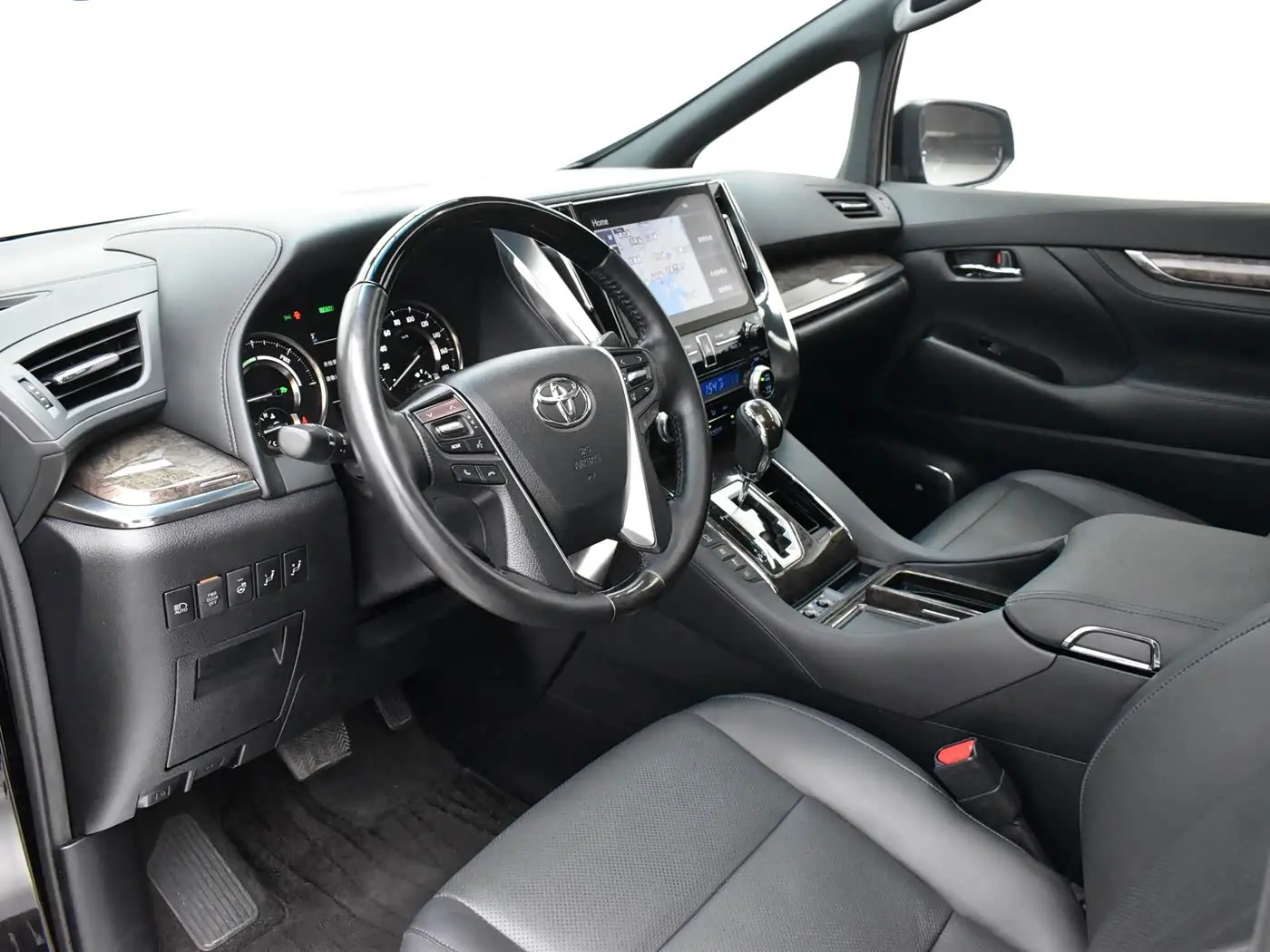 Toyota Vellfire 2022 — Photo 7/20