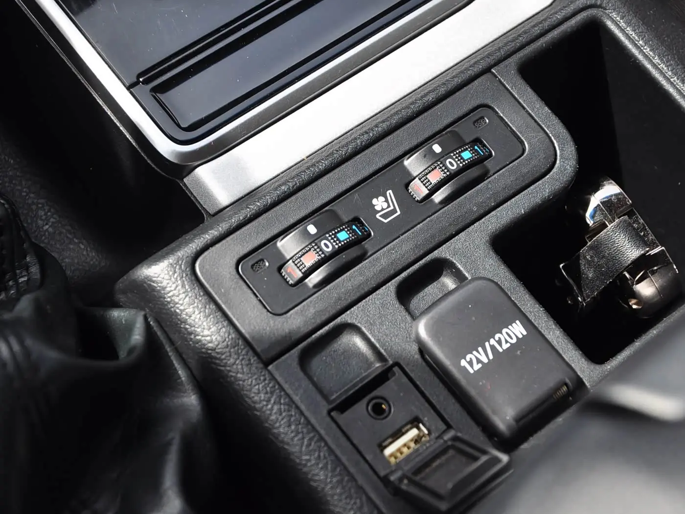 Toyota Prado 2019 — Фото 14/19