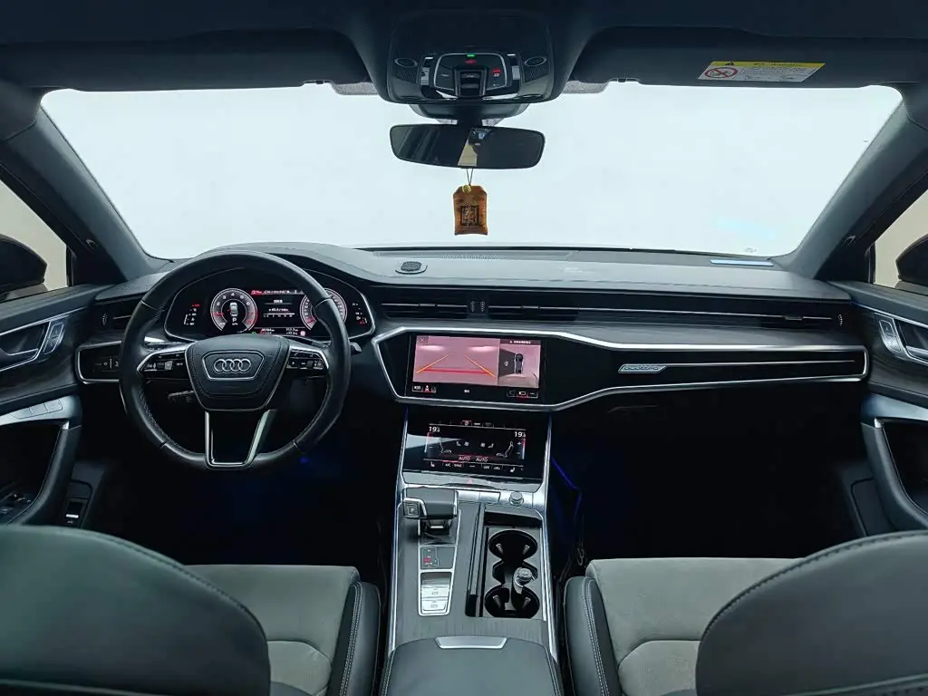 Audi A6L 2025 — Photo 19/20