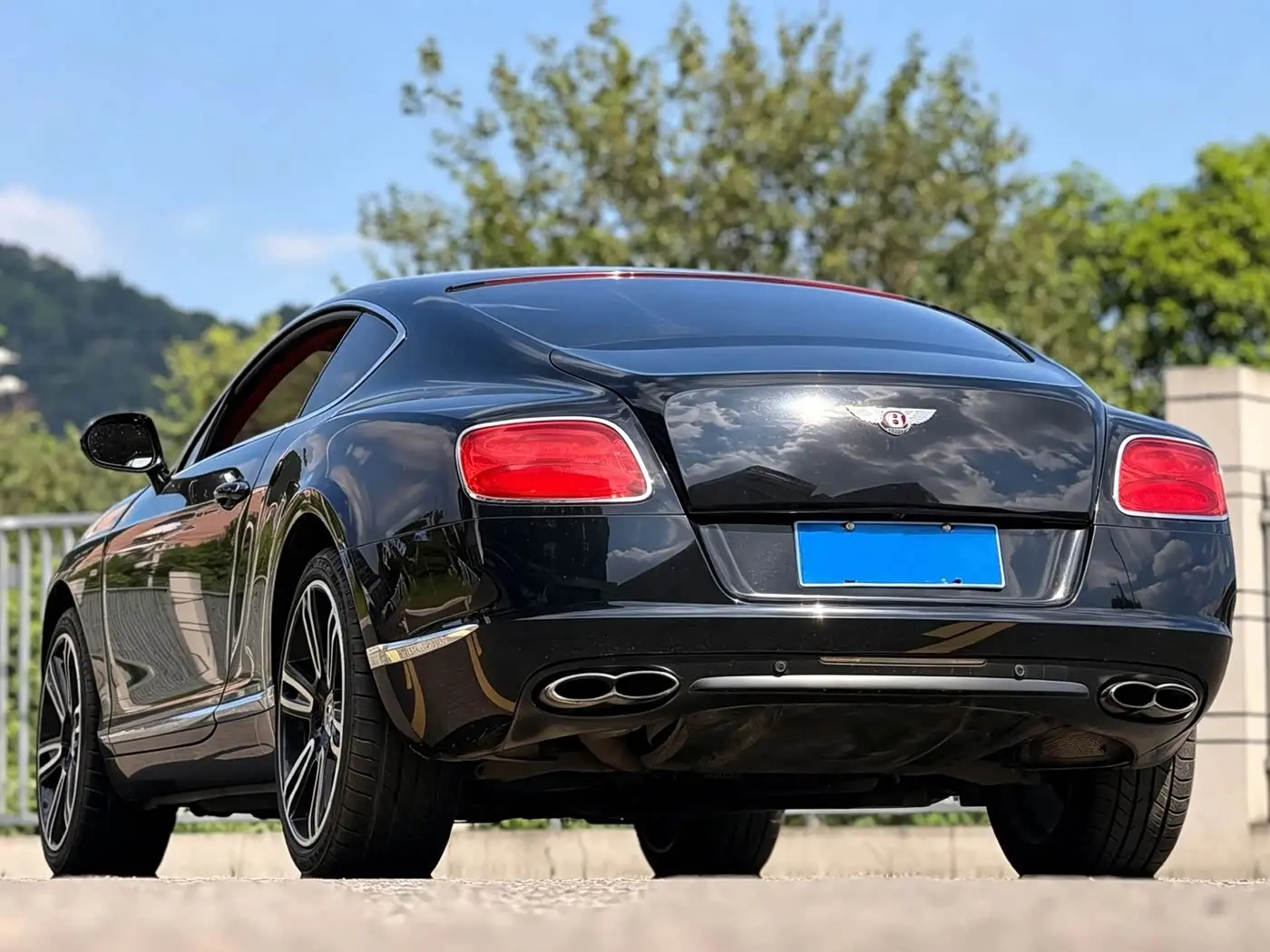 Bentley Continental 2013 — Şəkil 3/9
