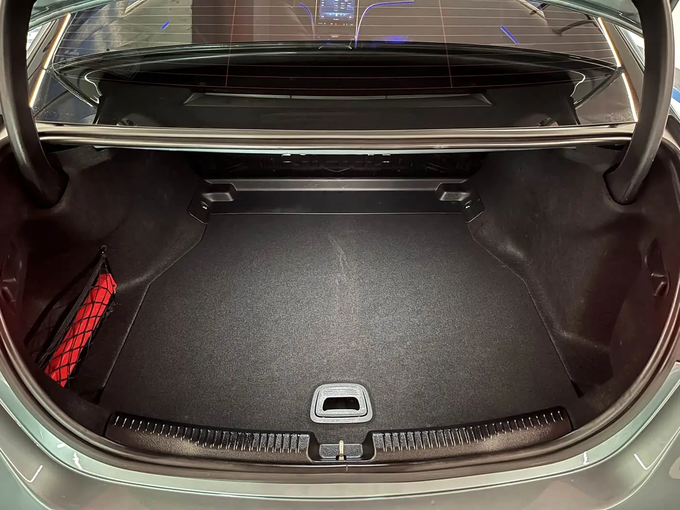 Mercedes-Benz C-Class 2025 — Фото 16/20