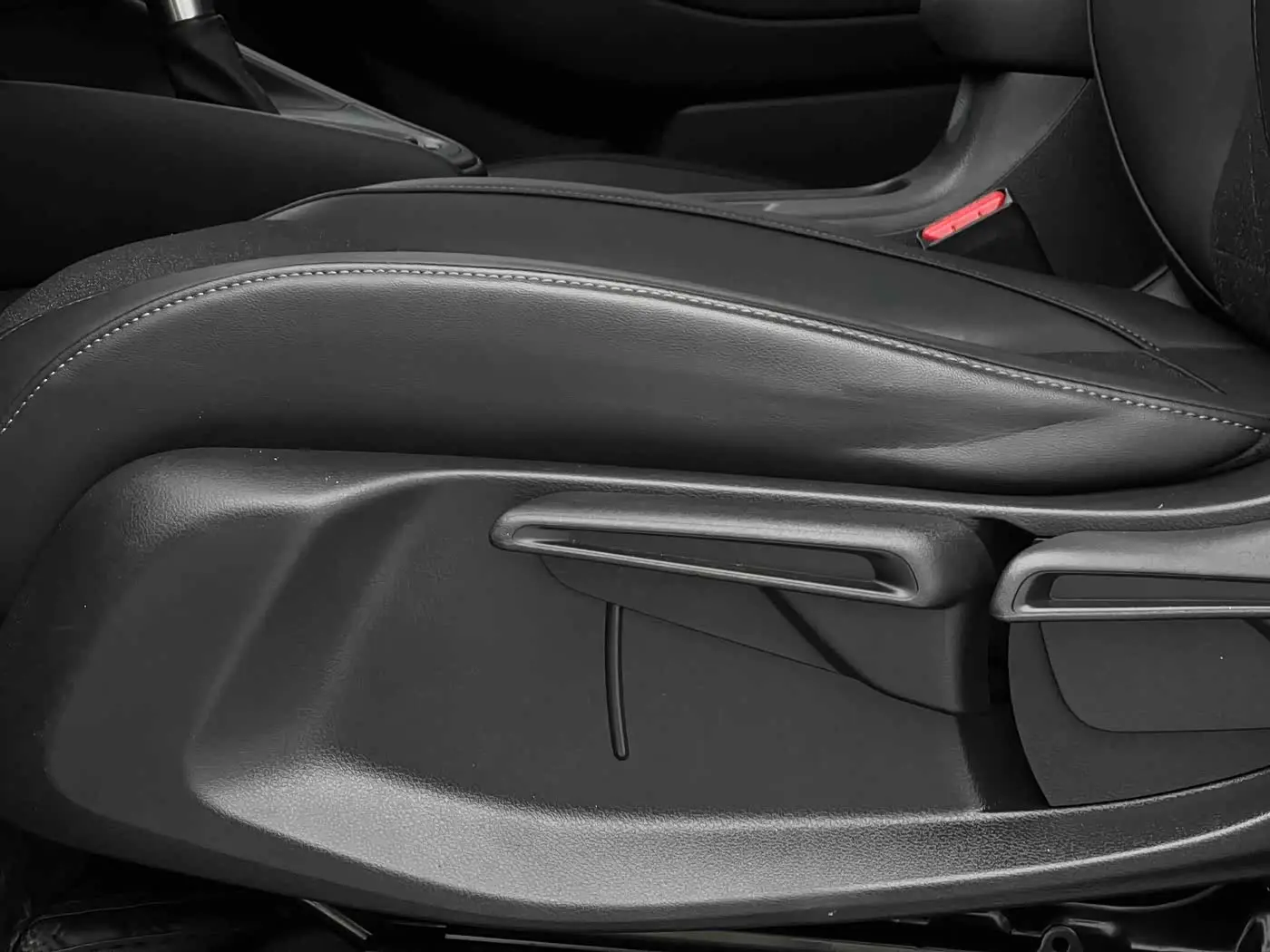 Honda Vezel 2023 — Photo 11/20