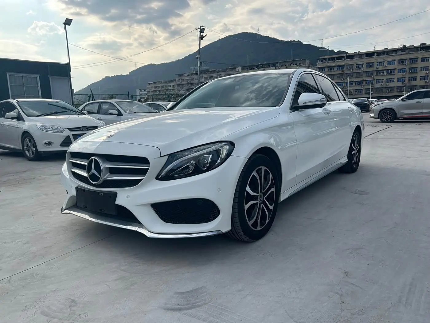 Mercedes-Benz C-Class 2018 — Фото 1/20