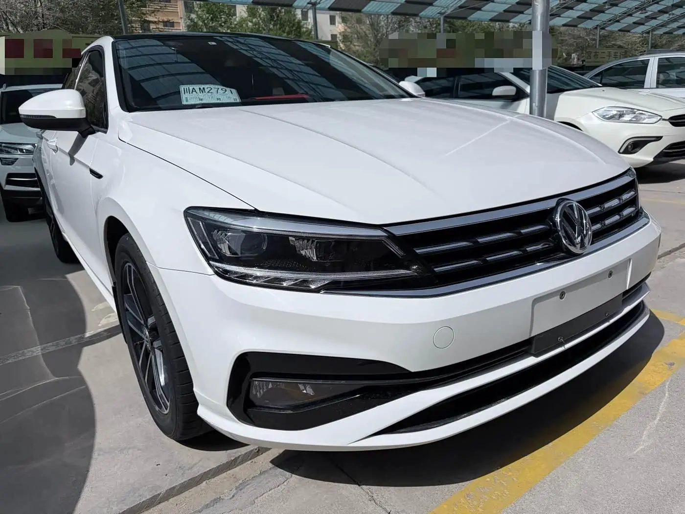 Volkswagen Lamando 2021 — Photo 3/20