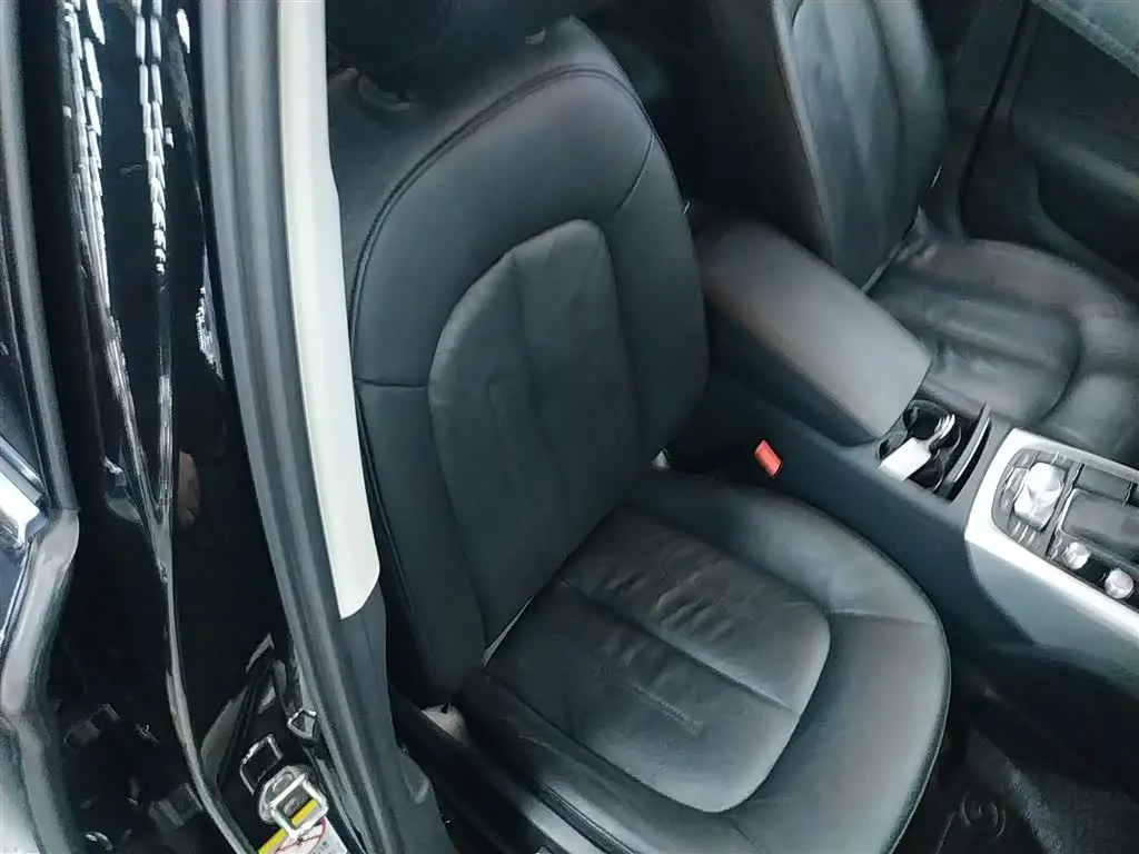 Audi A6L 2016 — Photo 17/20